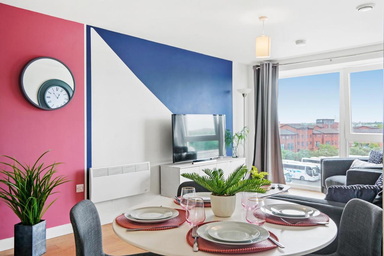 Stunning 2 Bedroom Apartment Leeds  Exterior photo