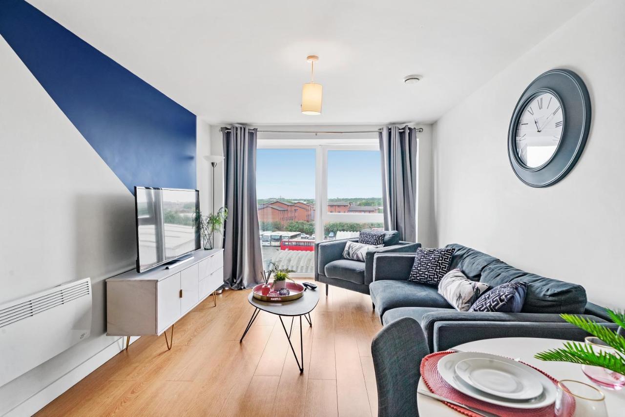 Stunning 2 Bedroom Apartment Leeds  Exterior photo